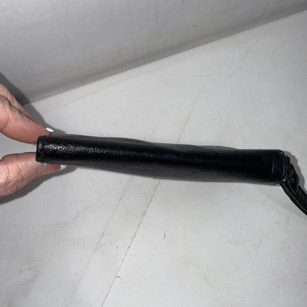 Vintage HOBO INTERNATIONAL Black Patent Leather Folding Wristlet Clutch Wallet - Picture 6 of 15